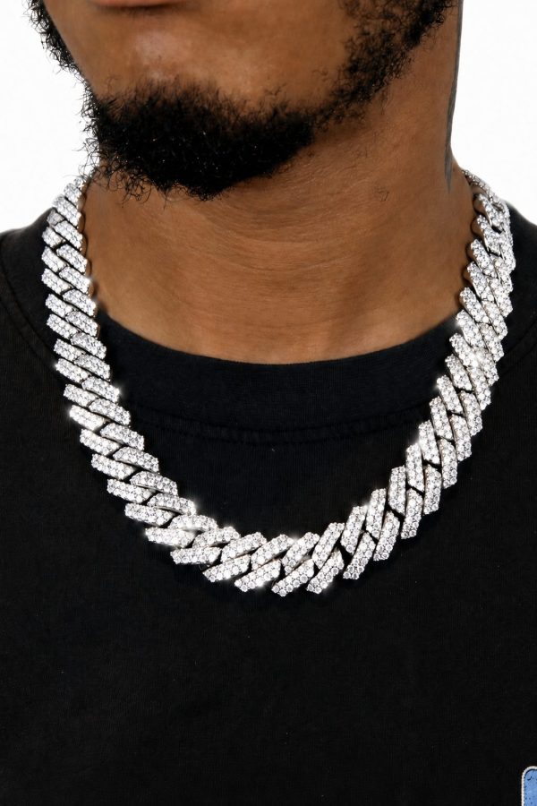 Alternative view of 19mm Iced Out Prong Chain in White Gold