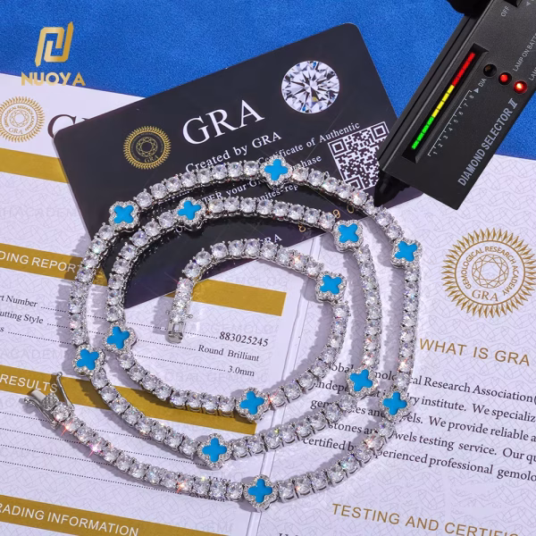 Alternative view of VVS1 Moissanite Clover Tennis Chain 925 Sterling Silver (White Gold)