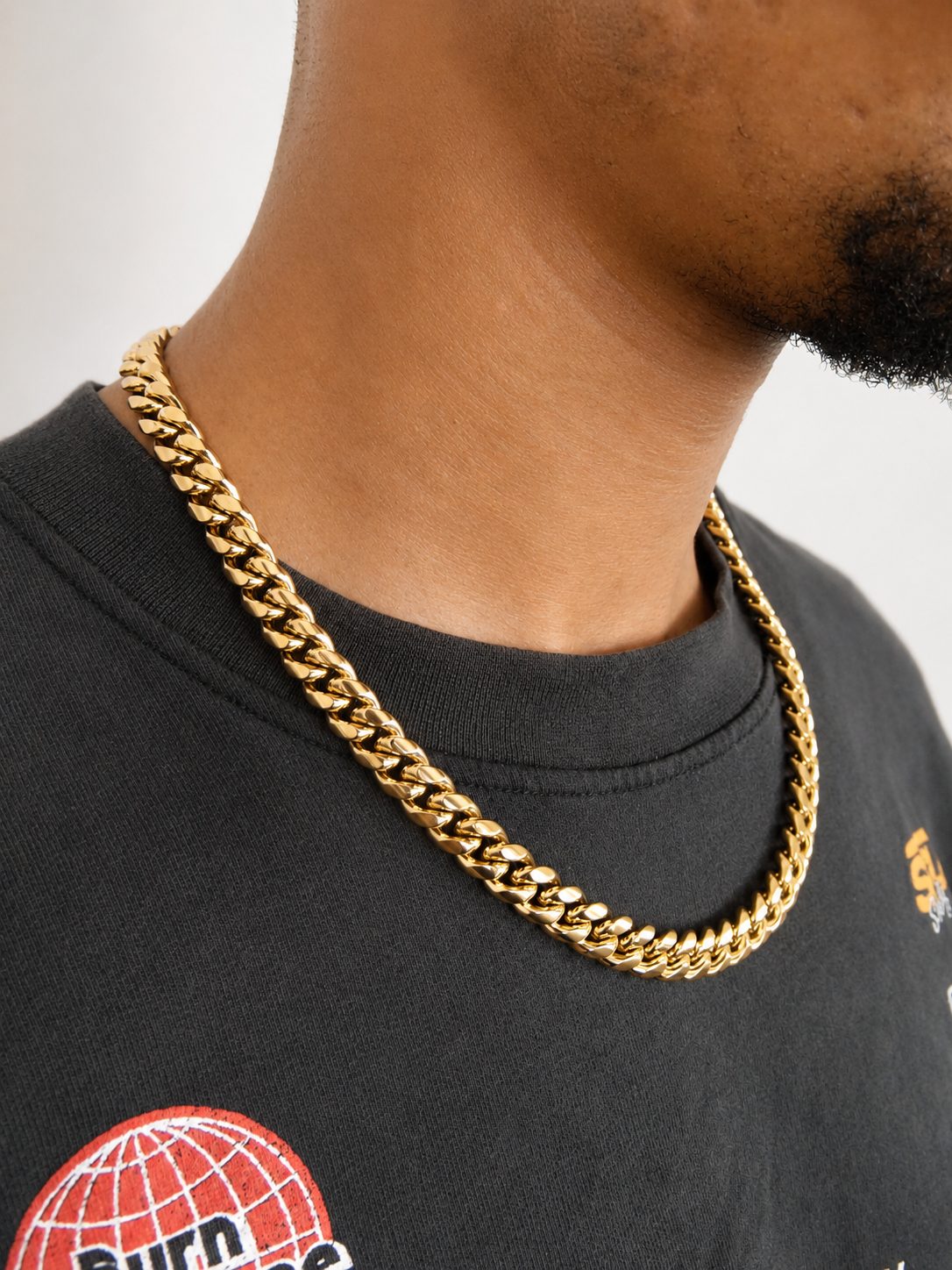 10mm Miami Cuban Link Chain in Gold - Image 2