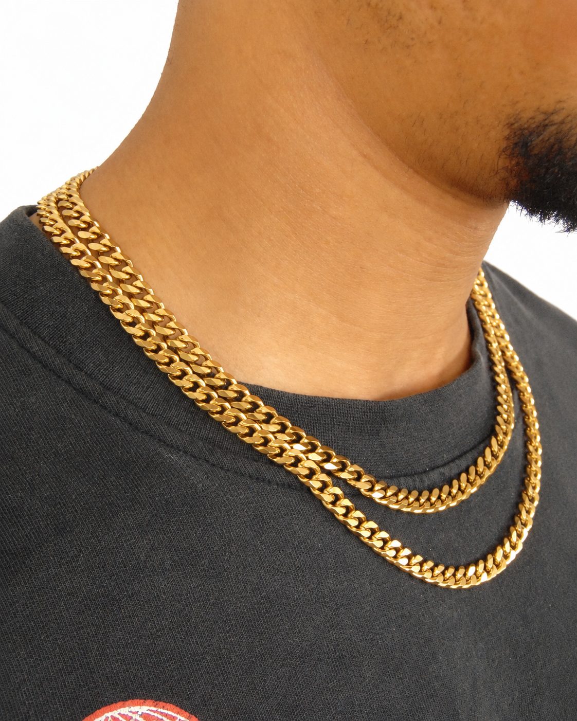 7mm Curb Link Chain in Gold - Image 3