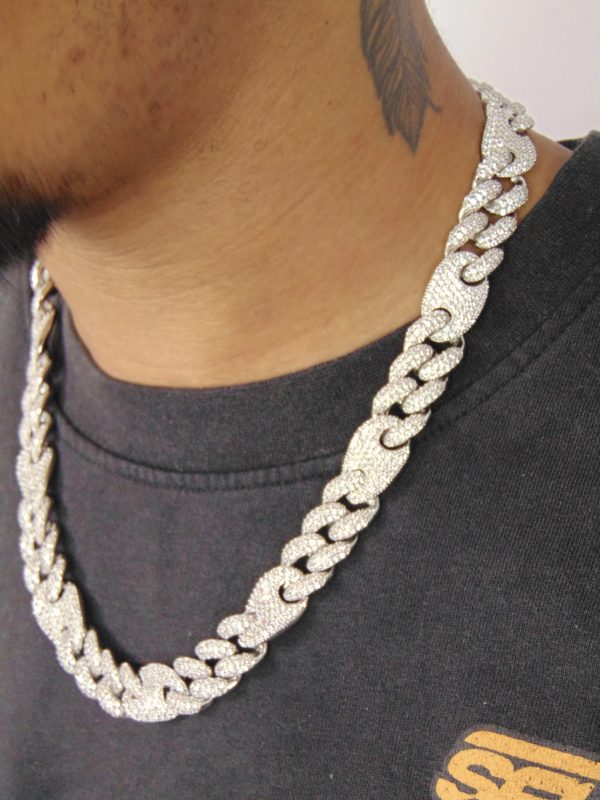 Alternative view of 16mm Iced Out Gucci Link Chain in White Gold