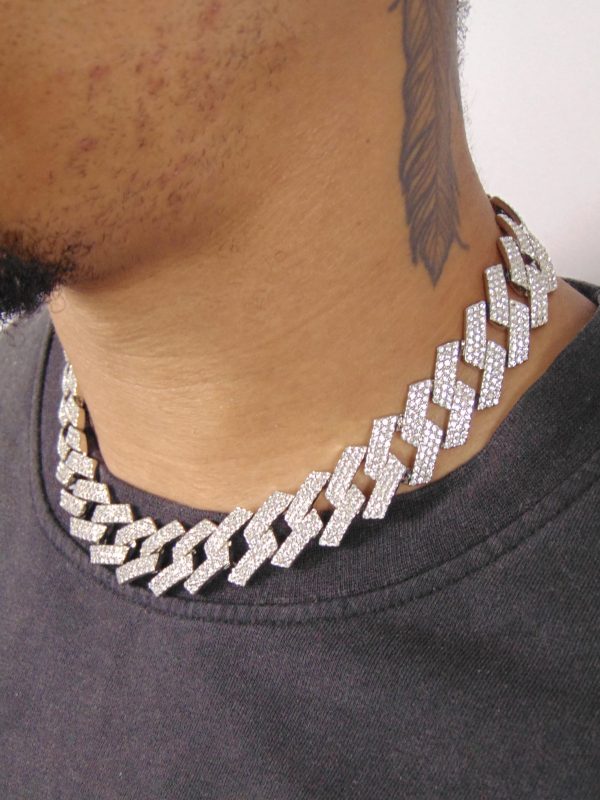 20mm Iced Out Prong Chain in White Gold