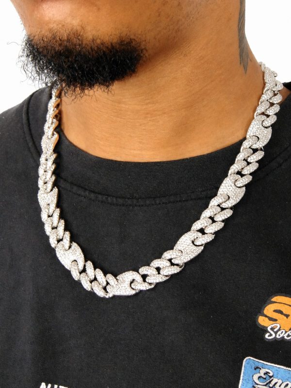 16mm Iced Out Gucci Link Chain in White Gold